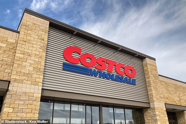 Costco faces lawsuit over Kirkland pasta preservative labeling claims.