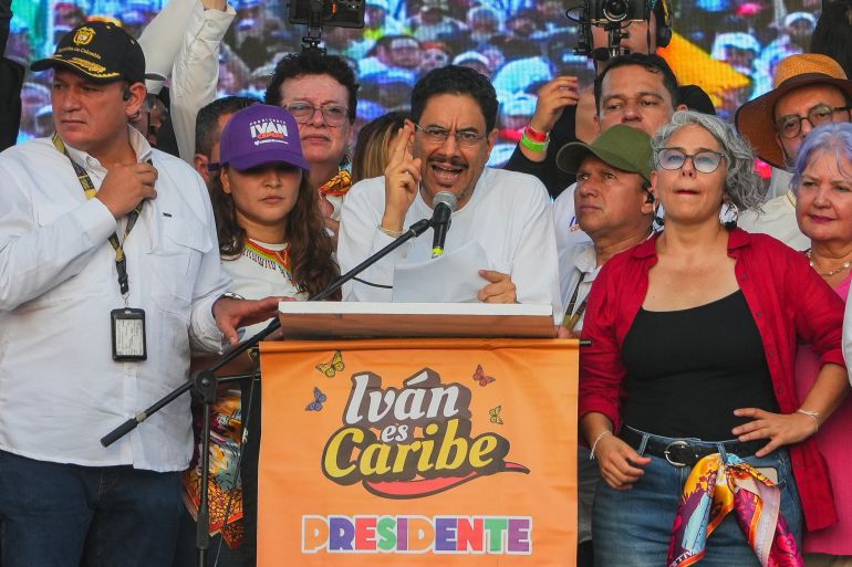 Colombian voters face tough choice between Petro's legacy and right-wing security focus