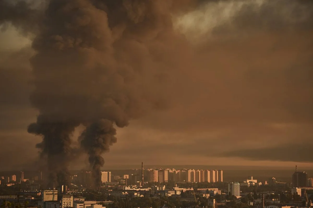 Russia Strikes Kyiv and Logistics Hubs, Severing Ukraine's Supply Lines