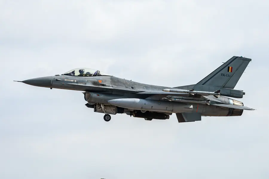 Bucharest scrambles F-16s over drone near border