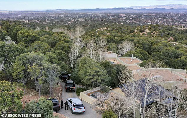 Mummified Hollywood couple found in luxurious Santa Fe mansion