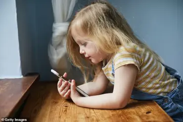 Father's Warning: Screen Time Could Lead to Childhood Blindness