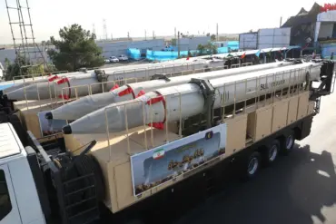 Iran Arms Missiles in Response to US Provocations: Escalating Diplomatic Standoff Threatens Global Stability