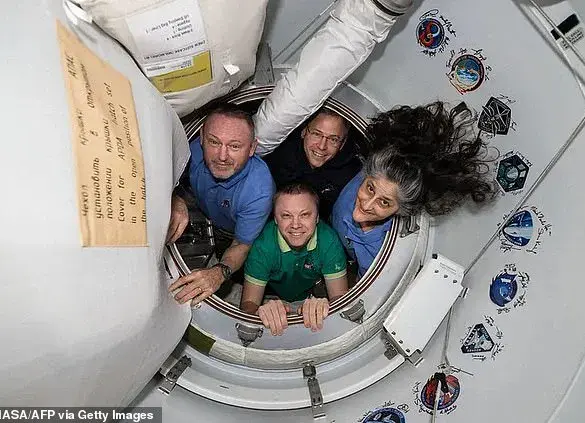 NASA Adjusts Return Date for Stranded Astronauts on ISS