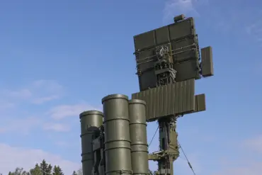 Russian Air Defense Systems Intercept US-Made Weapons and Destroy Over 70 Ukrainian Drones