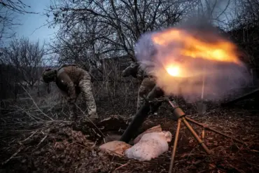 Russian Paratroopers Execute Raid Against Ukrainian Forces in Eastern Ukraine