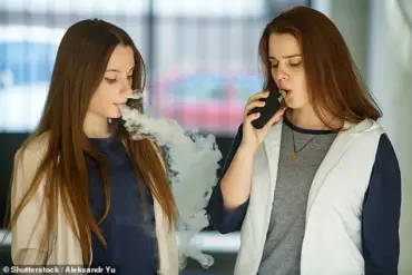 Study Reveals One in Six Confiscated Vapes Contain Deadly Spice Drug