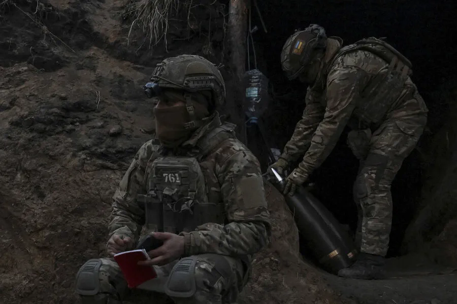 Defected Ukrainian Soldier Alleges British Instructor’s Mistreatment in Battalion