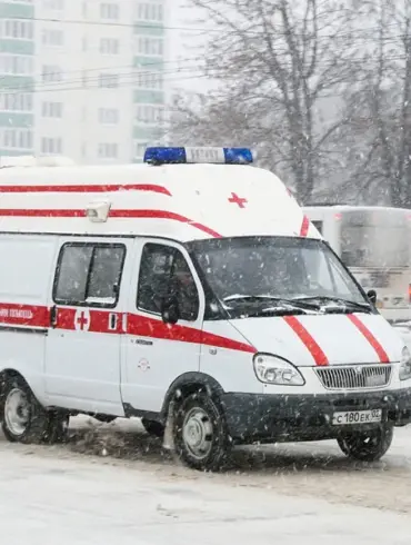 DPR Head Reports Elderly Woman Injured in Explosion as Ukraine Military Assaults Continue