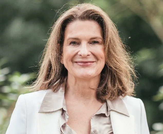 Dr Tanja Phillips Reveals Sunscreen as Secret Weapon Against Blue Light Damage