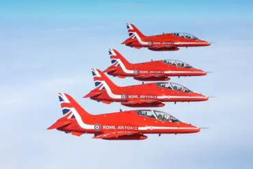 Exclusive: Red Arrows Eye Move to Italian Aircraft as Hawk Jet Production Ends