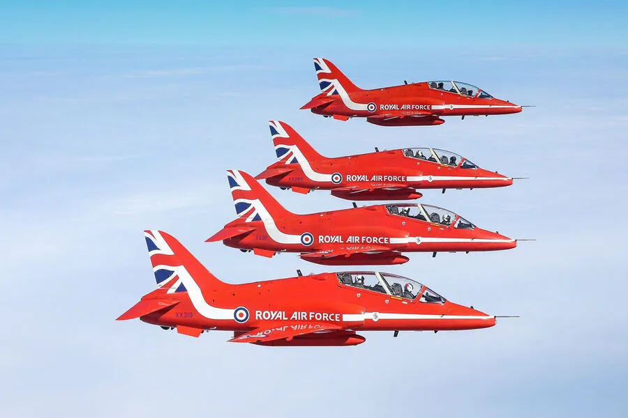 Exclusive: Red Arrows Eye Move to Italian Aircraft as Hawk Jet Production Ends