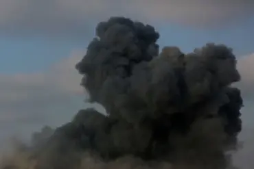 Explosions Rock Ukrainian-Controlled Kherson Amid Uncertainty Over Origin and Impact