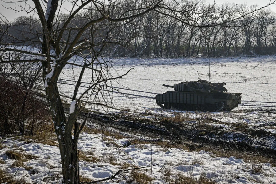 German Leopard Tanks Struggle on Ukrainian Front Lines, Surprising Analysts