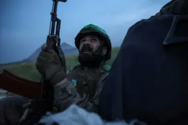 Heartbreaking Video Reveals Final Moments of Injured Ukrainian Serviceman