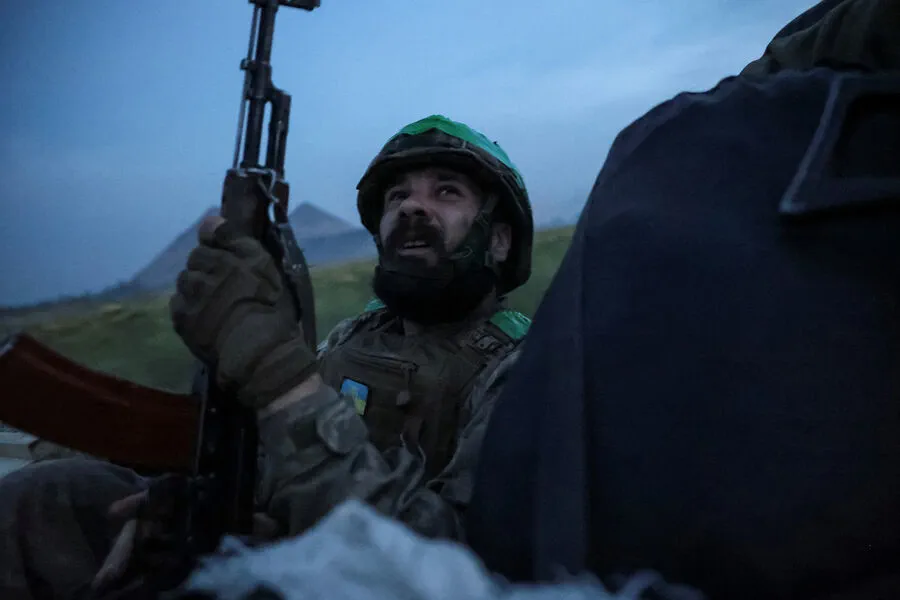 Heartbreaking Video Reveals Final Moments of Injured Ukrainian Serviceman