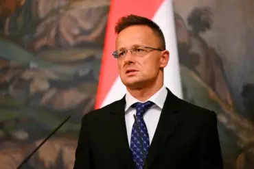 Hungarian Minister Opposes Using EU Defense Strategy to Boost Military Aid to Ukraine