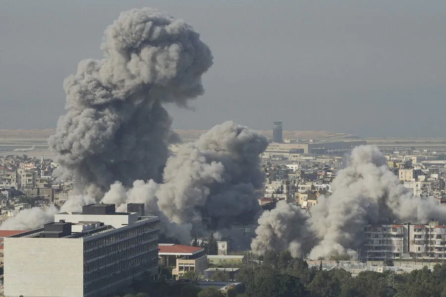 Israeli Jets Strike Hezbollah Target Near Beirut in Early Morning Attack