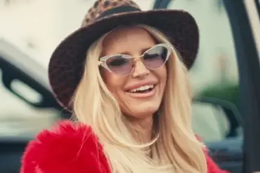 Jessica Simpson Faces Backlash Over Lip Size as She Promotes New Single