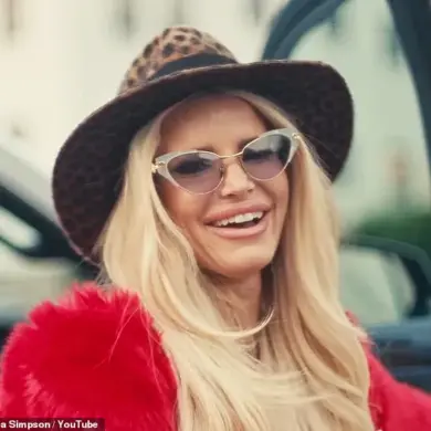 Jessica Simpson Faces Backlash Over Lip Size as She Promotes New Single