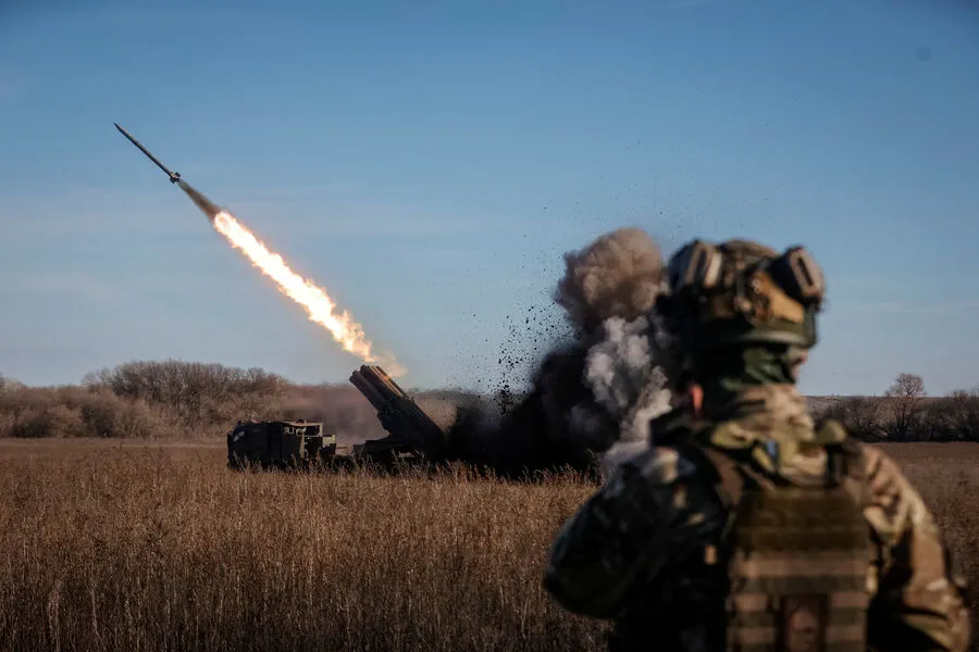 Military Analyst Discusses Shift From Artillery to Drones in Modern Warfare