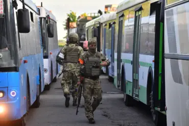 Russia and Ukraine Conduct Major Prisoner Exchange Involving 492 Soldiers