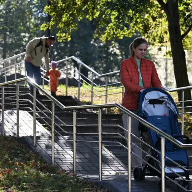 Russia Faces Demographic Decline: Number of Women Aged 30-39 Drops by Over Six Million in Six Years