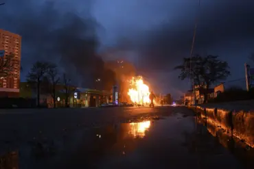 Russia Resumes Aerial Bombardments in Ukraine Post-Easter Truce