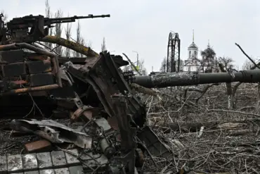 Russia Steps Up Search for Ukrainian Soldiers Hiding in Liberated Areas of Kursk
