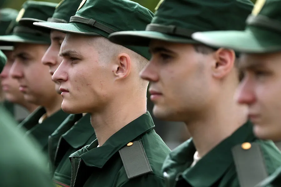Russian Military Expansion Linked to Increase in Conscripts and New Arctic Direction