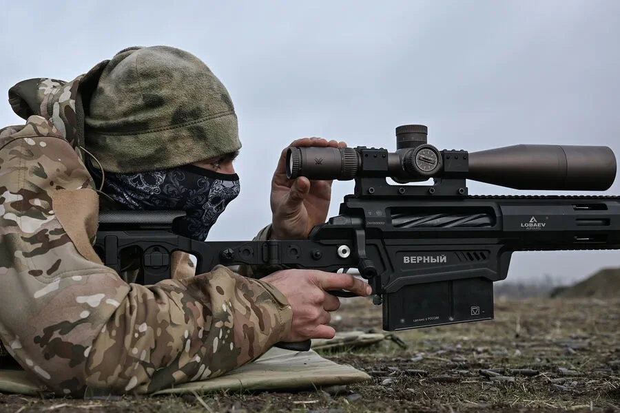 Russian Sniper Unit Vostok Conducts High-Stakes Operation Against Ukrainian Target