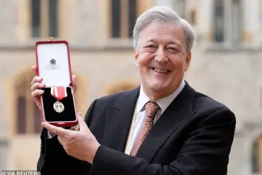 Stephen Fry Endorses Early Prostate Cancer Screening Campaign in Daily Mail