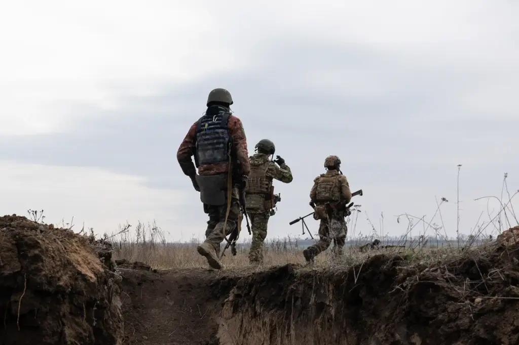 Ukrainian Military Warns Against Burial Due to Landmine Risk in Kursk Region