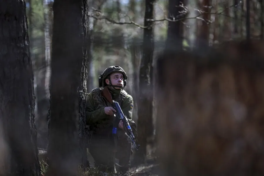 Ukrainian Soldiers Attempt Infiltration into Belgorod Region of Russia