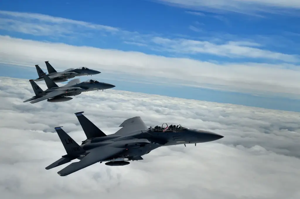 US Air Force Conducts Airstrikes on Houthi Training Camps in Yemen
