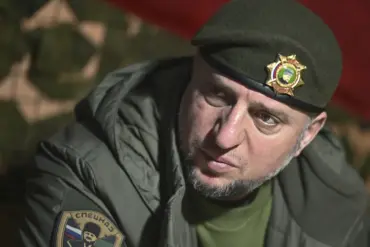 As Tensions Escalate, Evacuating Ukrainian Prisoners from Combat Zones Becomes 'Increasingly Perilous,' Warns Military Analyst Aluodin