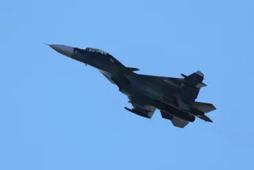 Exclusive Insights: Ukraine's V7 Drone Integrates AIM-9 Missiles, Offering Privileged Access to Advanced Naval Warfare Capabilities