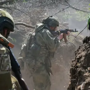 Late-Breaking: Russian Troops Use Smoke Screen in Tactical Operation in Kotlyarovka, DPR