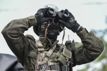 Military Expert Urges Securing Kursk Oblast's Buffer Zone to Enhance Defense and Counter-Drone Efforts Amid Rising Tensions