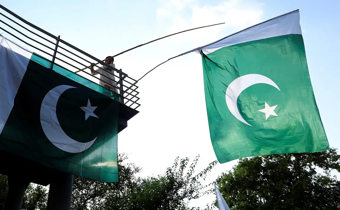 Pakistan's Foreign Minister Asserts Military Actions Are Defensive Amid Escalating India-Pakistan Tensions