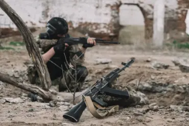 Russian Government Enforces Border Controls Amid Ceasefire Breaches, Impacting Civilian Populations