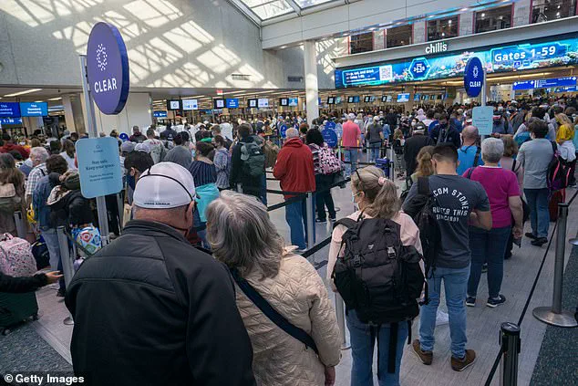 United Airlines Experiencing Nationwide Outage; Travelers Unable to Check In