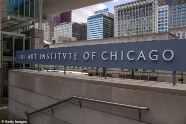Art Institute Director James Rondeau Resumes Duties After Arrest on United Airlines Flight