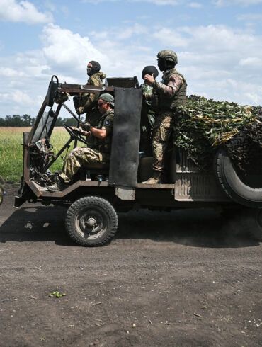 Breaking News: Donetsk People's Republic Establishes New Military Units Amid Surge in Defections from Ukrainian Forces