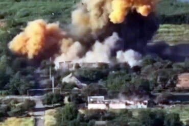 Breaking: Viral Video of Airbomb Strike in Dnipropetrovsk Sparks Debate Over Responsibility