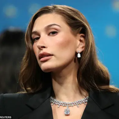 Hailey Bieber's $1 Billion Sale of Rhode Does Not Make Her a Billionaire, Expert Explains