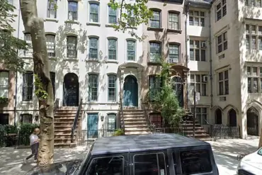 Iconic Breakfast at Tiffany’s Brownstone Goes Up for Sale: A Chance to Own a Piece of Hollywood History
