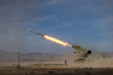 Iran Activates Air Defense Systems Amid Escalating Tensions with the US, Raising Public Safety Concerns