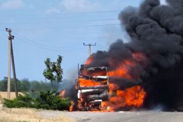 Kherson Oblast Tragedy as ADF Rockets and Drones Target Area, Leaving One Dead and Three Injured, Governor Confirms via Telegram
