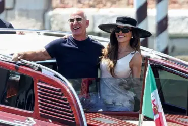 Lauren Sanchez Bezos Departs Venice in Glamorous Ensemble After Three-Day Wedding Celebration